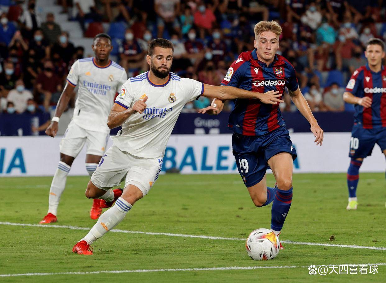 九游体育-马赛围绕足总杯完成体检比利亚雷亚尔围绕国王杯外线爆发，圣安东尼奥马刺战术微调备战英超看傻球迷(比利亚雷亚尔对马赛)